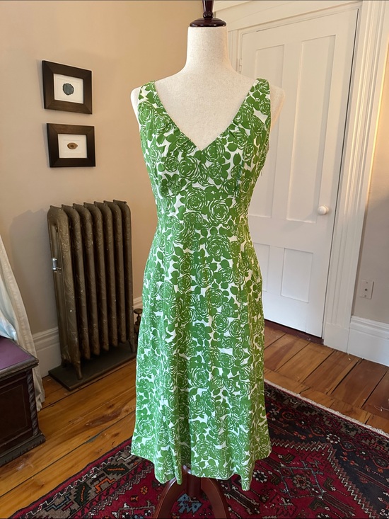 Boden Dresses & Skirts - Boden Lime Green Floral Sundress